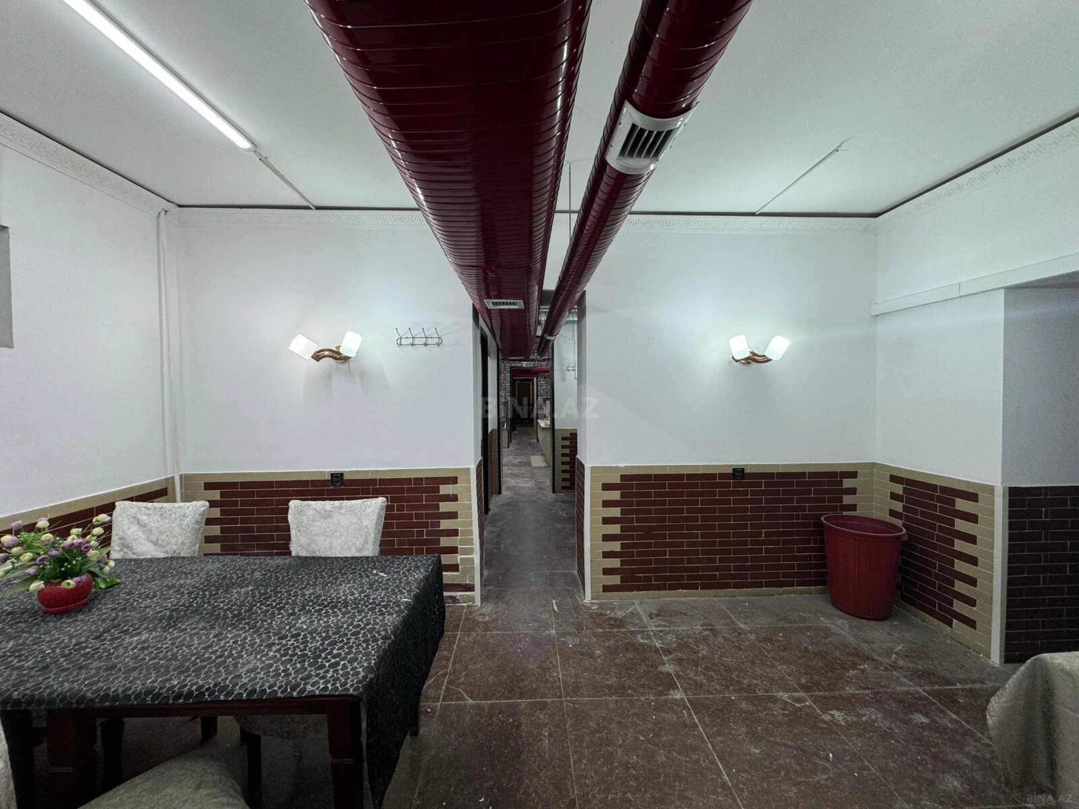 Kirayə verilir obyekt 370 m²