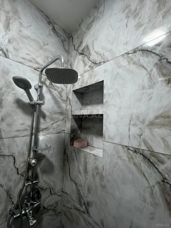 Kirayə verilir 2 otaqlı mənzil 75 m²