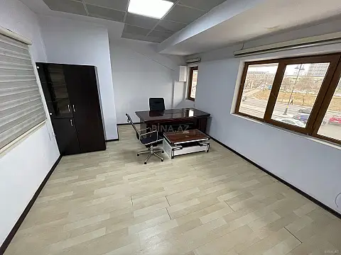 Kirayə verilir 5 otaqlı ofis 200 m²