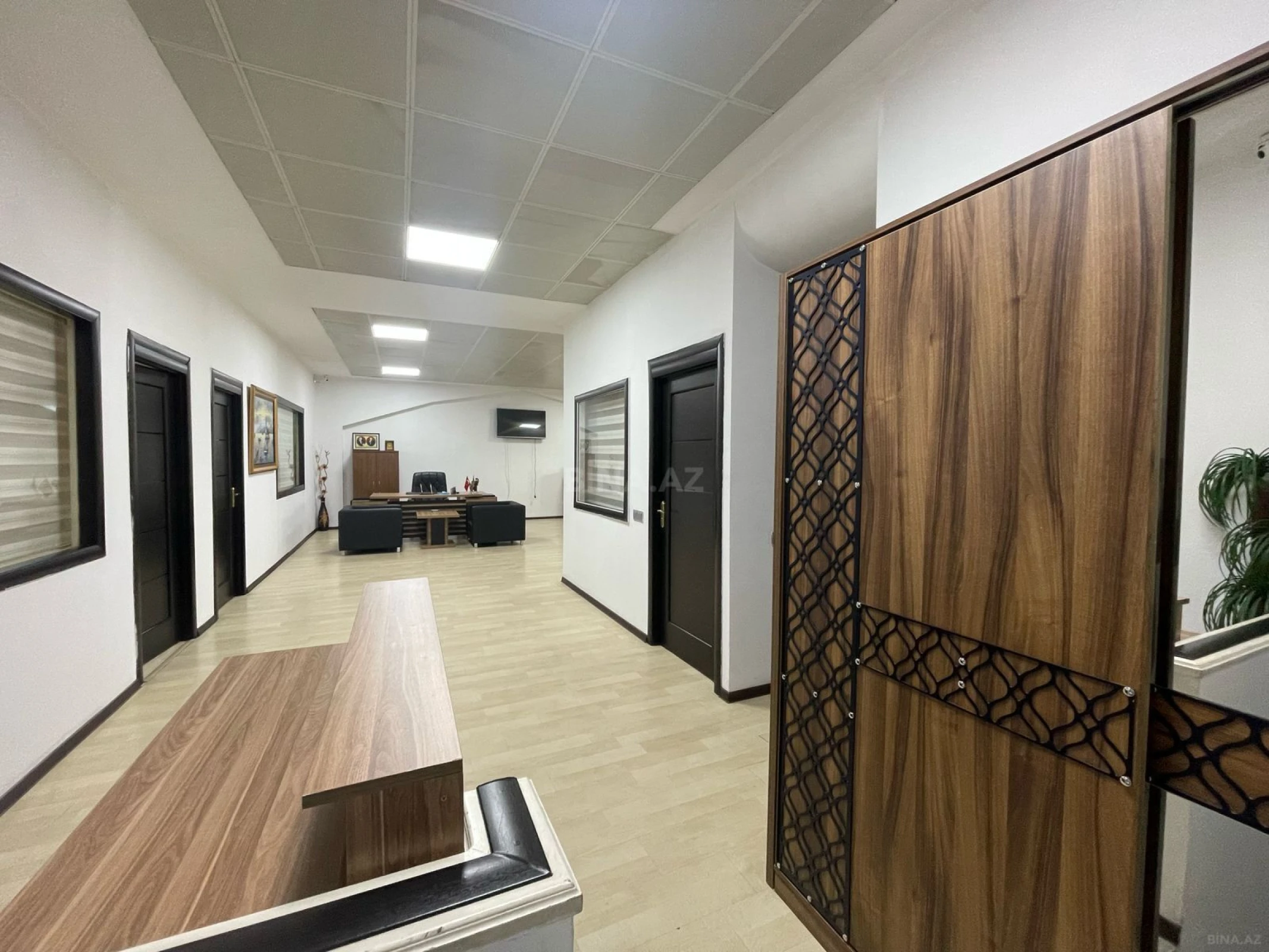 Kirayə verilir 5 otaqlı ofis 200 m²