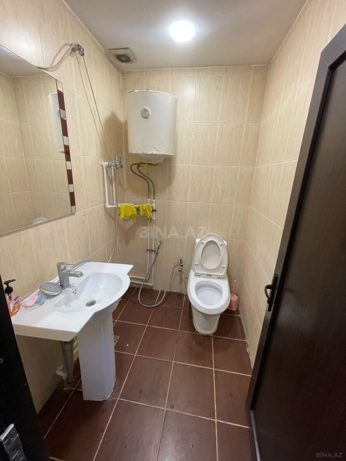 Kirayə verilir 5 otaqlı ofis 200 m²