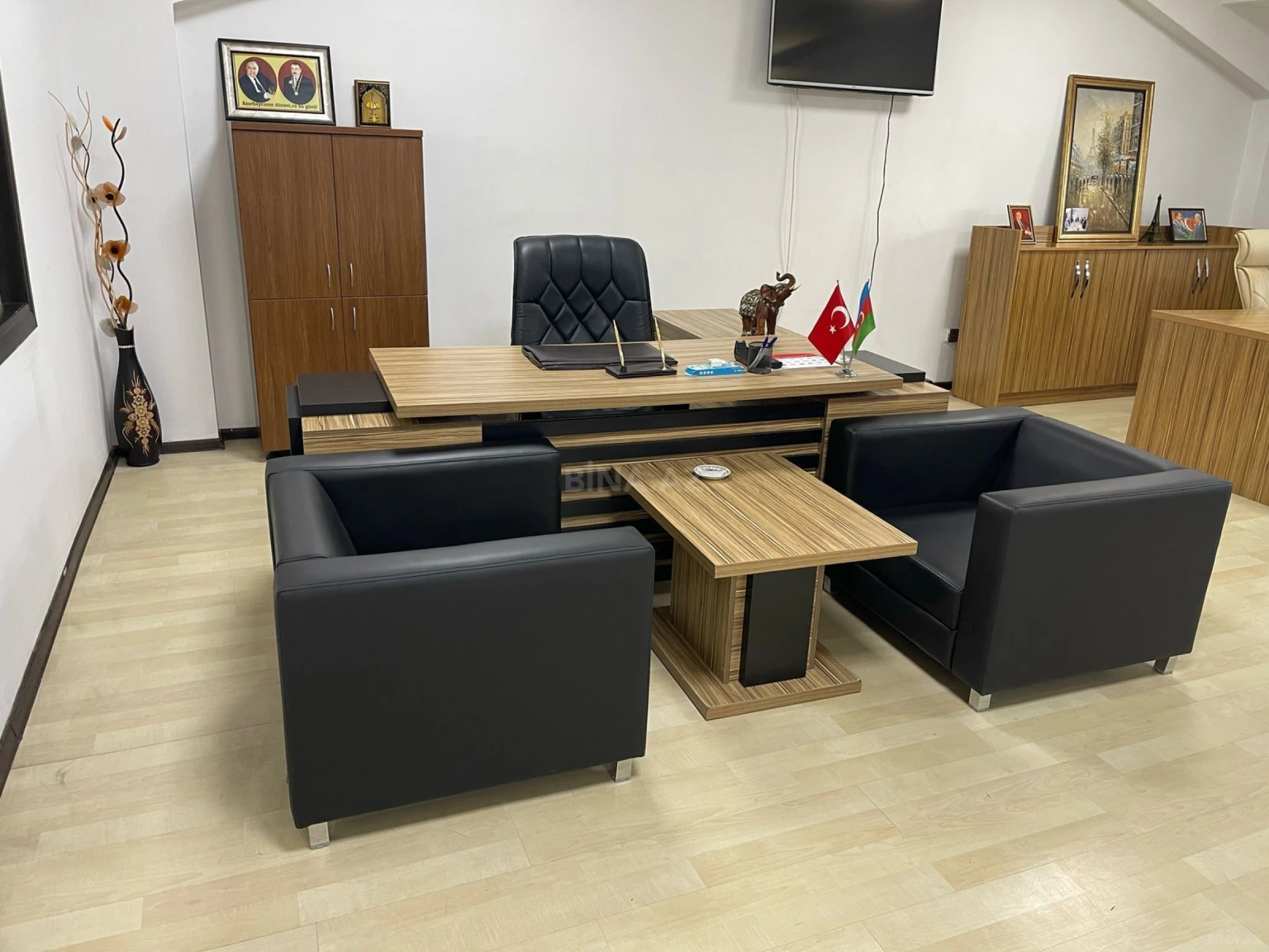 Kirayə verilir 5 otaqlı ofis 200 m²