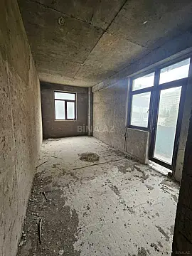 Satılır 3 otaqlı mənzil 137 m²