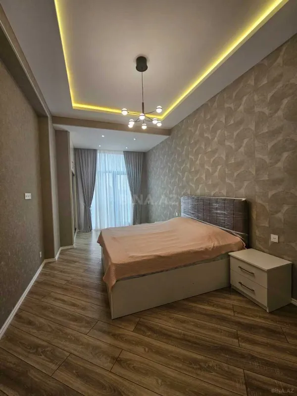Kirayə verilir 3 otaqlı mənzil 142 m²