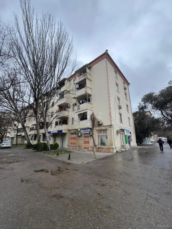 Satılır 1 otaqlı mənzil 33 m²