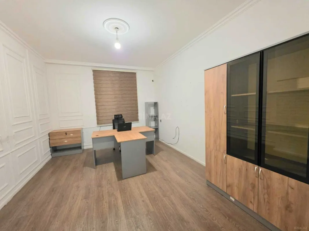Kirayə verilir 3 otaqlı ofis 80 m²