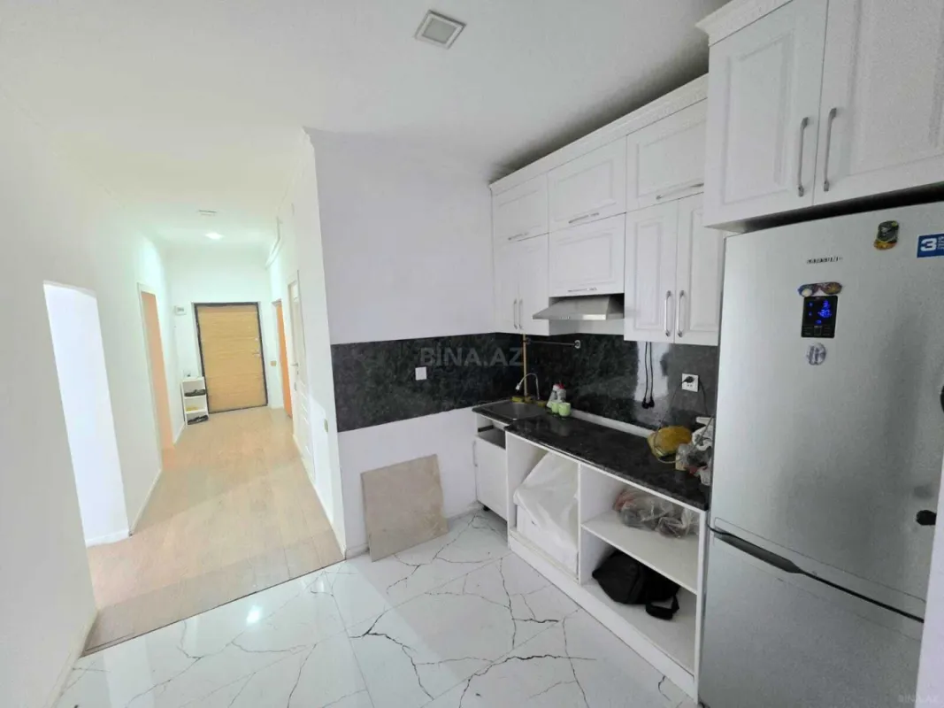 Kirayə verilir 3 otaqlı ofis 80 m²