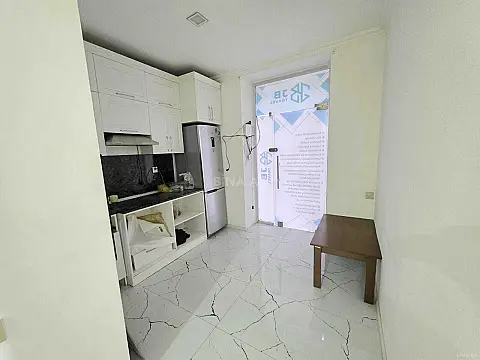 Kirayə verilir 3 otaqlı ofis 80 m²