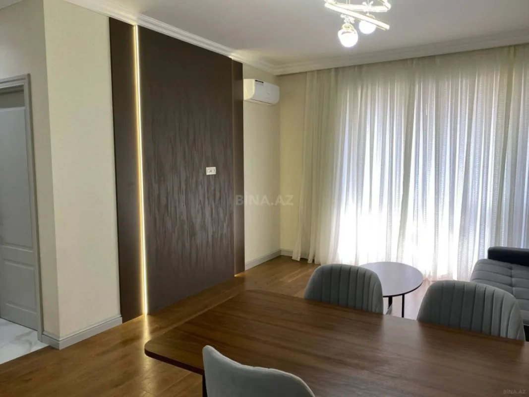 Kirayə verilir 2 otaqlı mənzil 60 m²