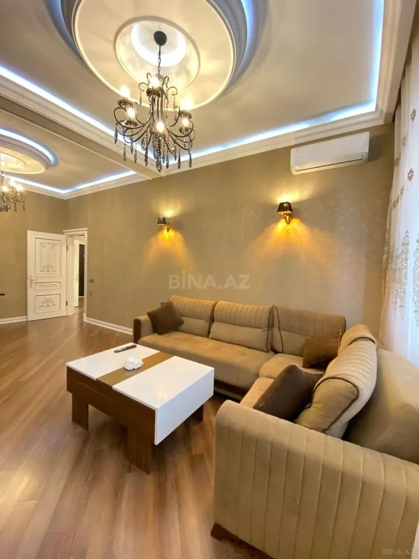 Satılır 2 otaqlı mənzil 74 m²
