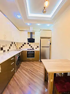 Satılır 2 otaqlı mənzil 74 m²