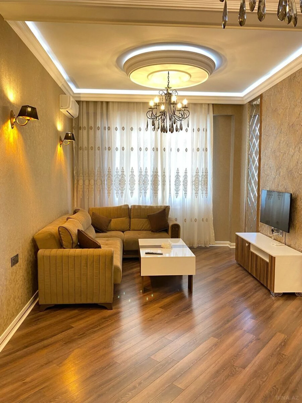 Satılır 2 otaqlı mənzil 74 m²