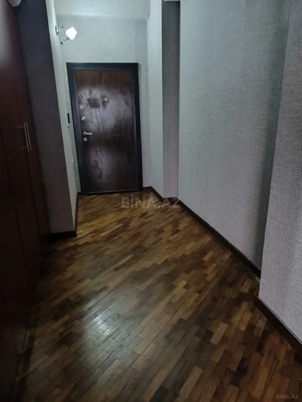 Kirayə verilir 2 otaqlı mənzil 99 m²