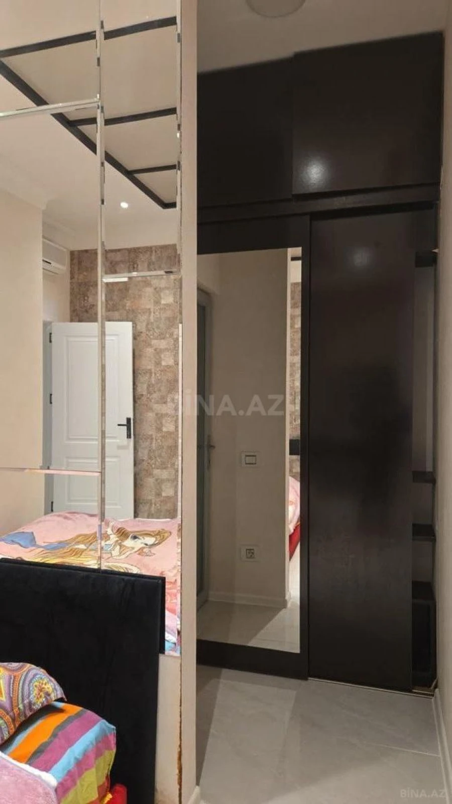 Satılır 3 otaqlı mənzil 74 m²