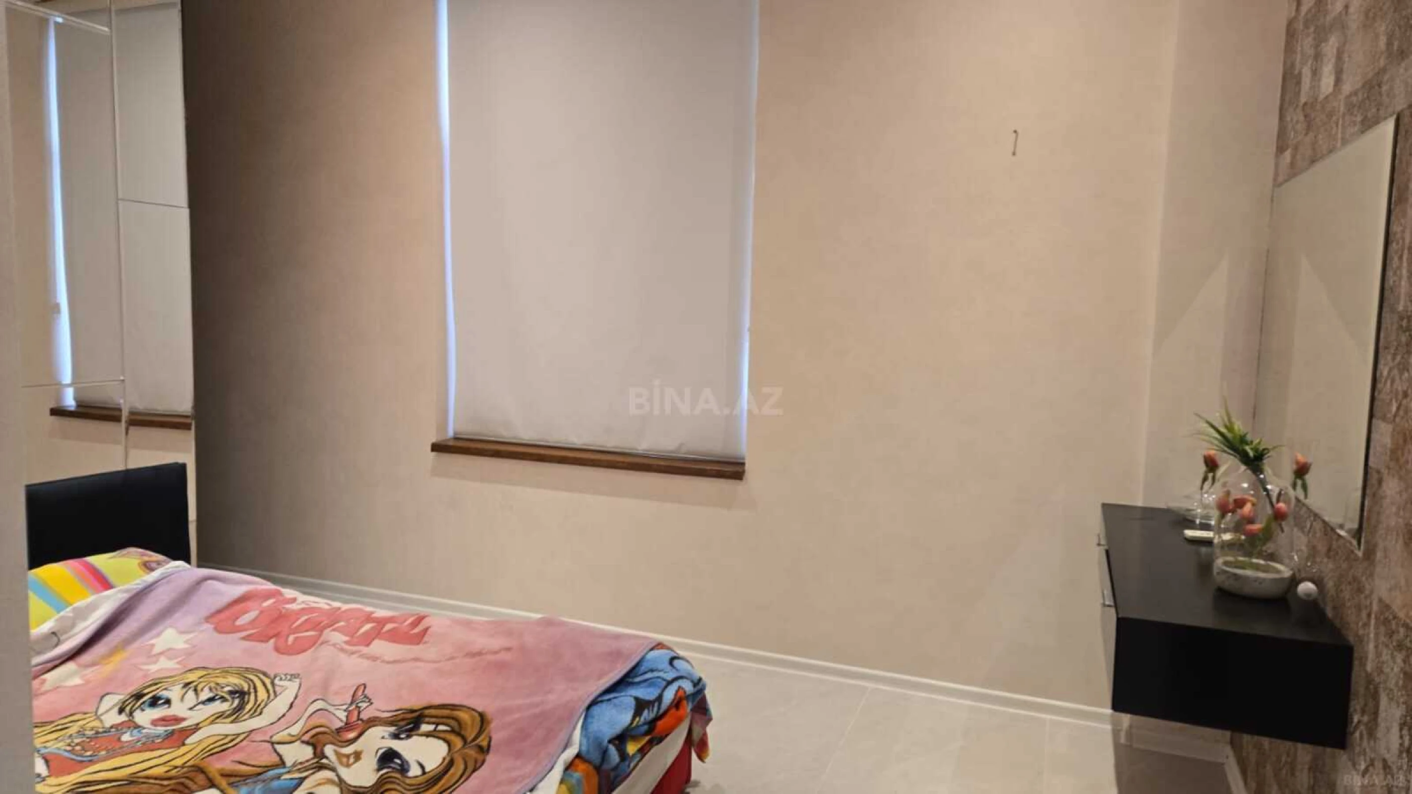 Satılır 3 otaqlı mənzil 74 m²