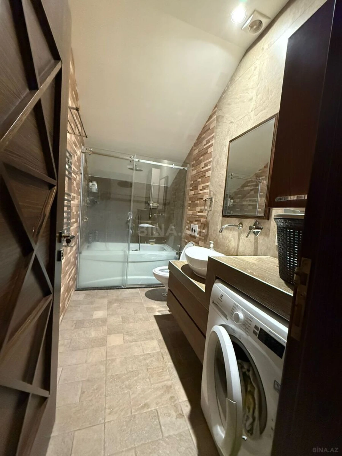 Satılır 3 otaqlı mənzil 74 m²