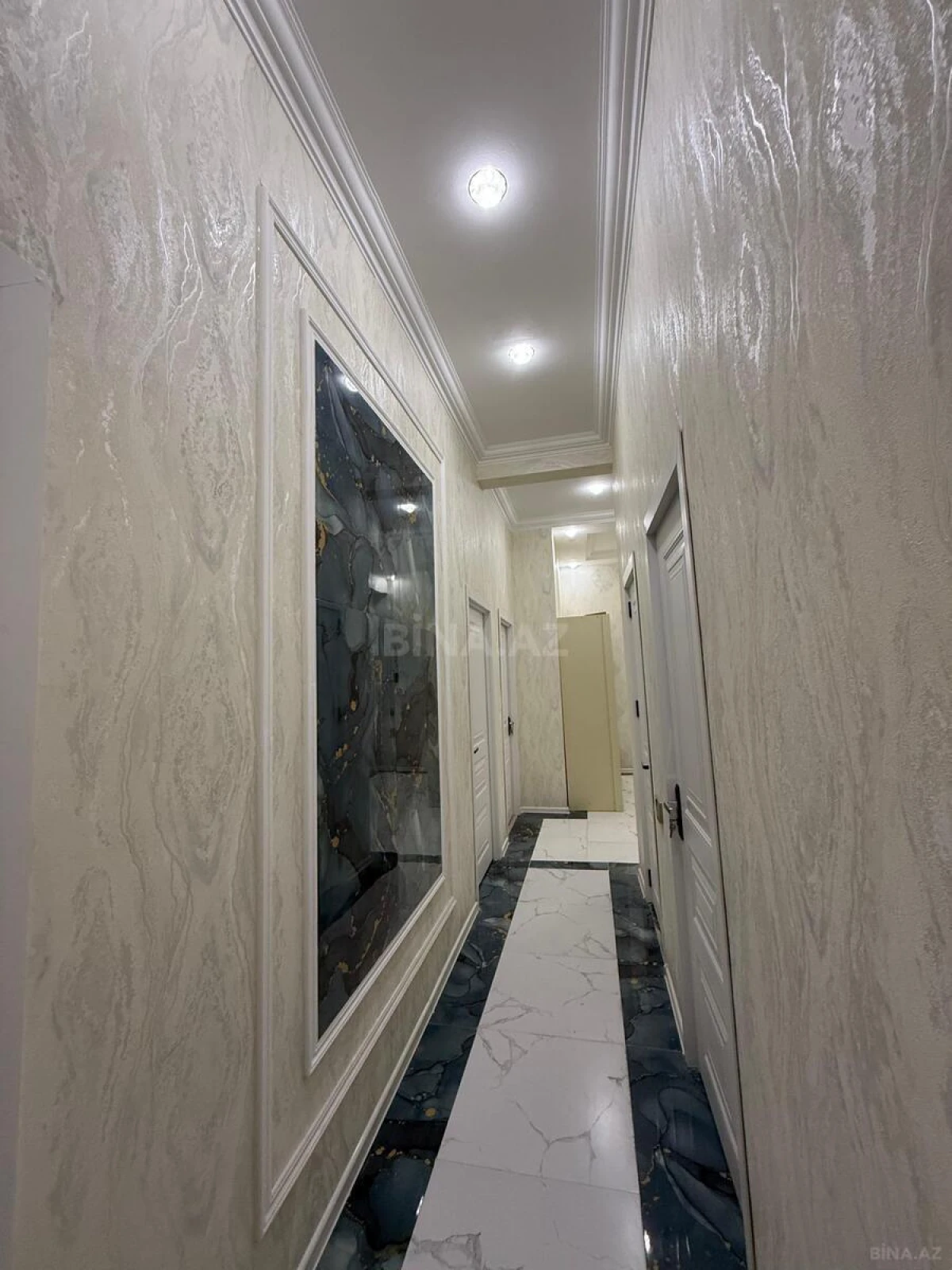 Satılır 3 otaqlı mənzil 96 m²