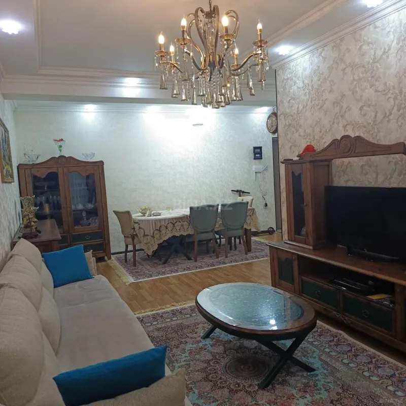 Kirayə verilir 2 otaqlı mənzil 82 m²