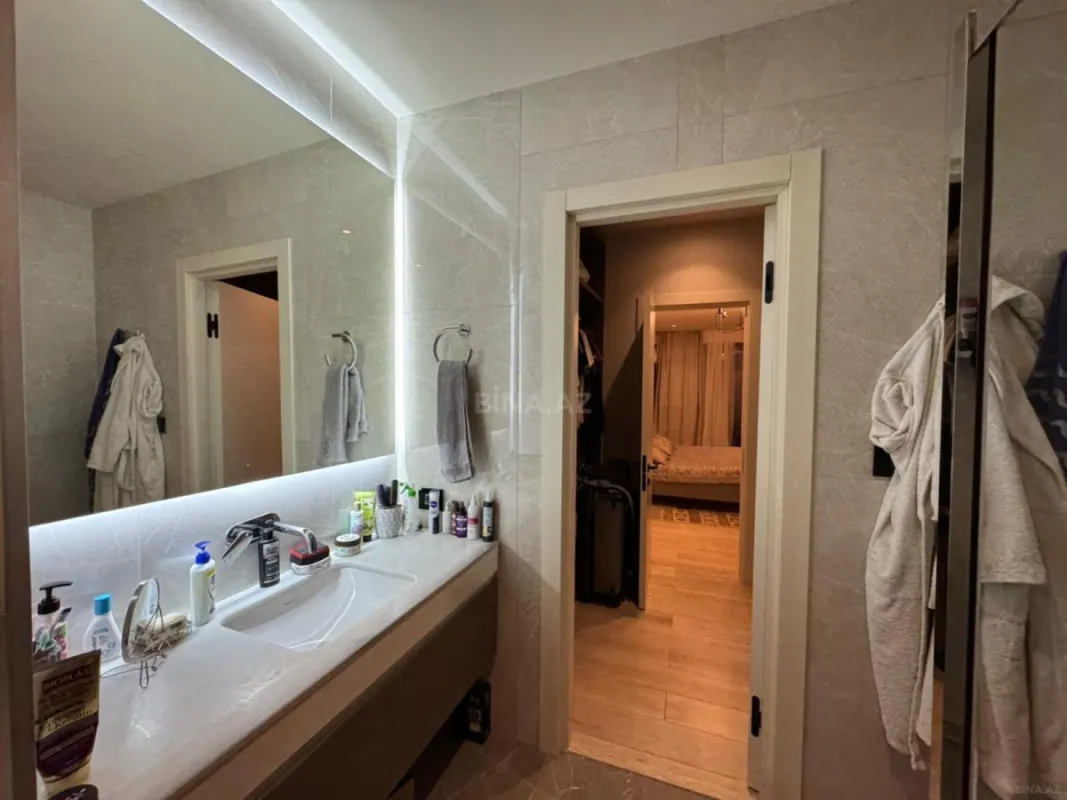 Satılır 2 otaqlı mənzil 100 m²