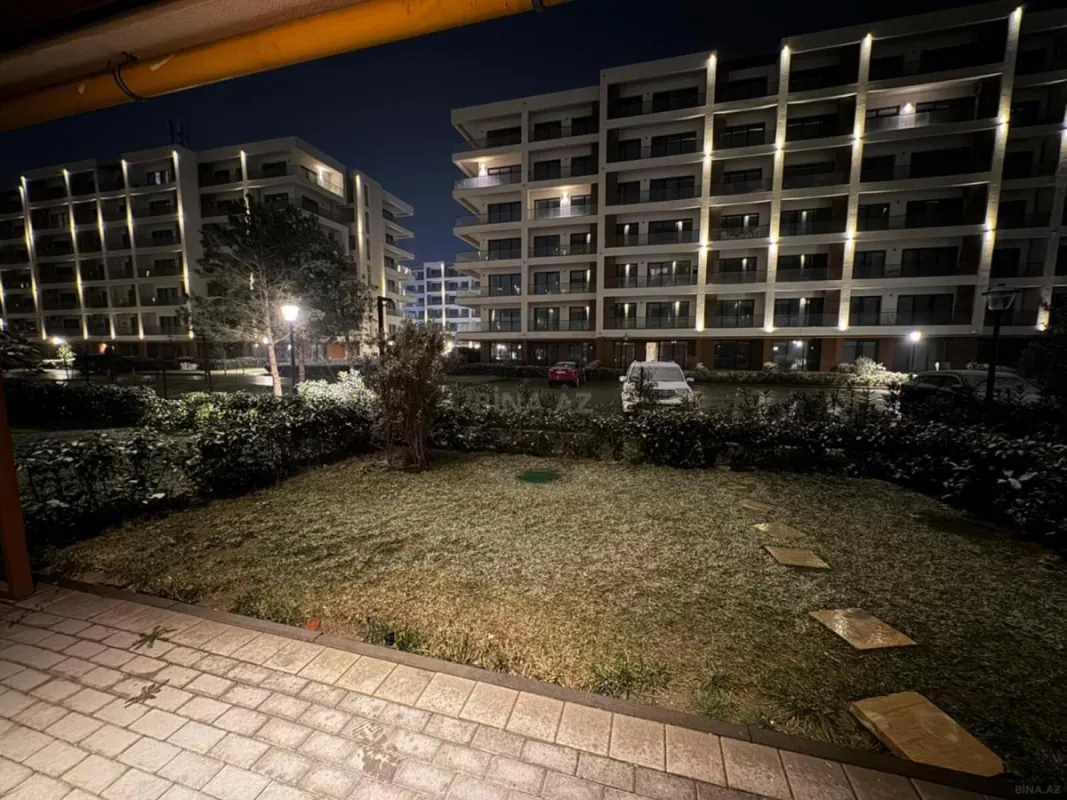 Satılır 2 otaqlı mənzil 100 m²