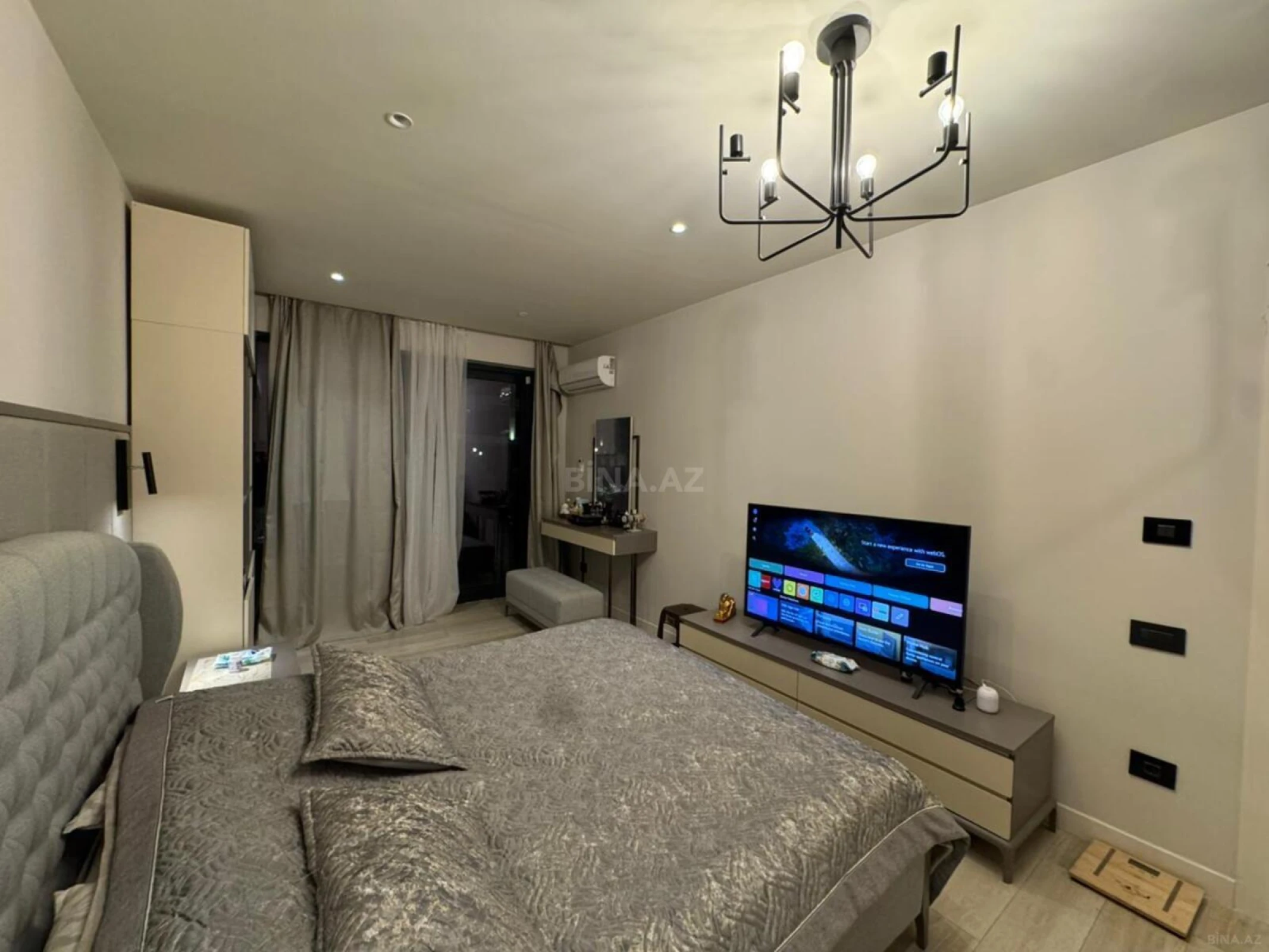 Satılır 2 otaqlı mənzil 100 m²