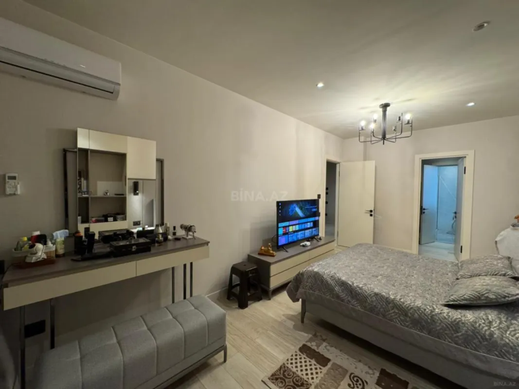 Satılır 2 otaqlı mənzil 100 m²