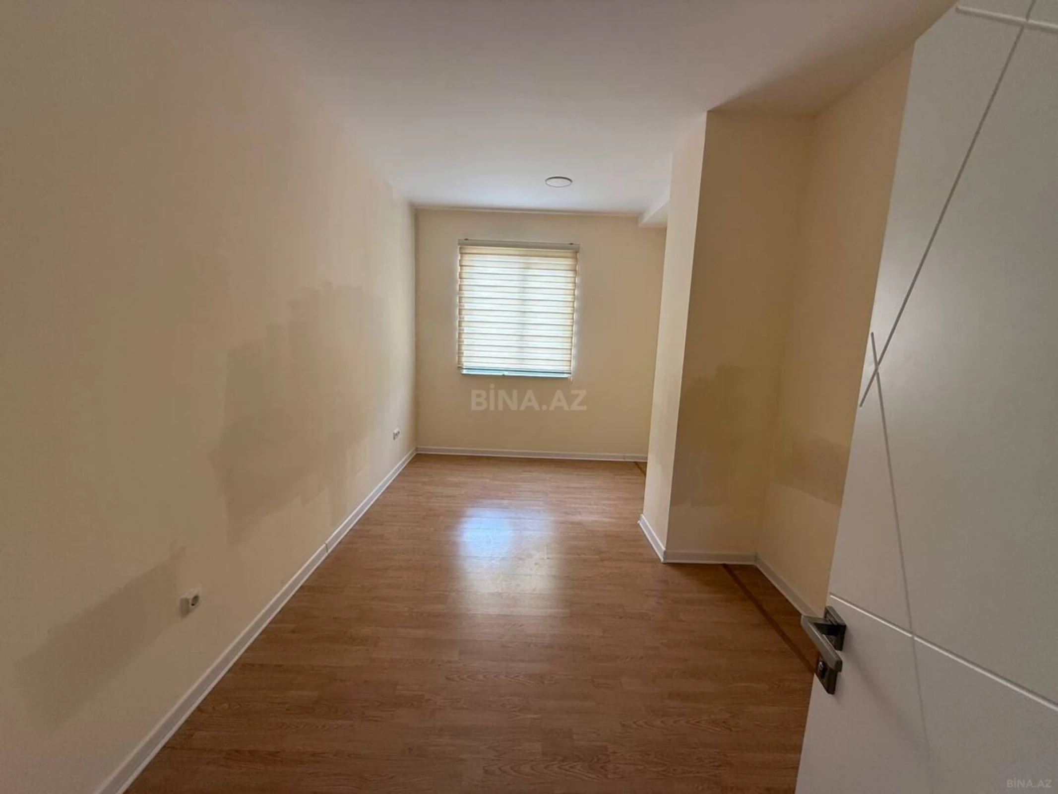 Kirayə verilir 4 otaqlı ofis 190 m²