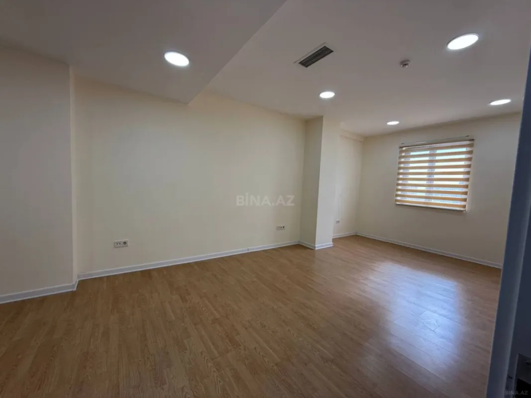 Kirayə verilir 4 otaqlı ofis 190 m²