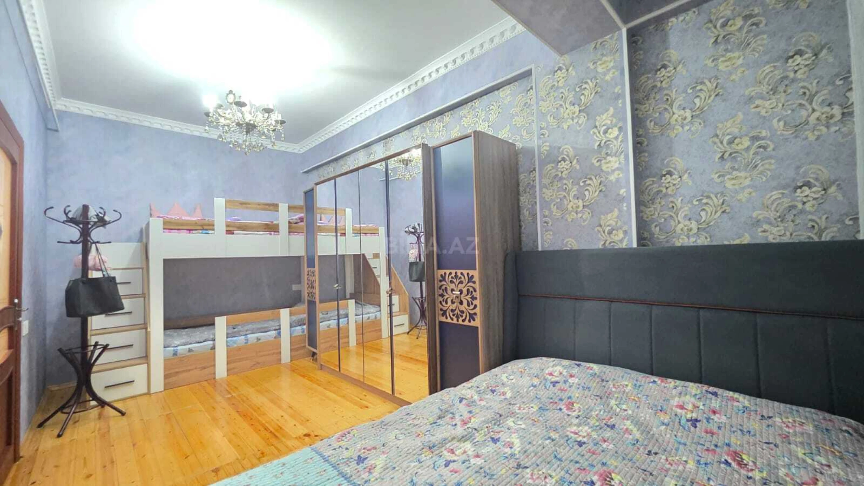 Satılır 3 otaqlı mənzil 100 m²
