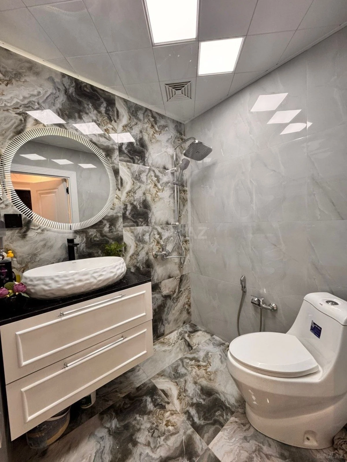 Satılır 3 otaqlı mənzil 65 m²