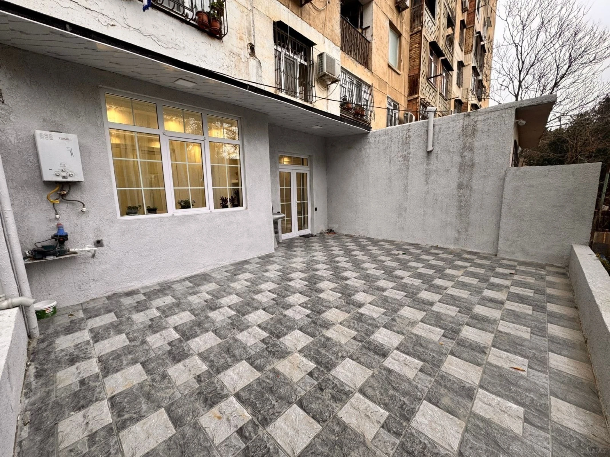 Satılır 3 otaqlı mənzil 65 m²