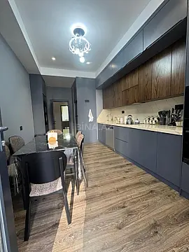 Kirayə verilir 3 otaqlı mənzil 135 m² — Bakı, Xətai 3 otaq 135.00 m²