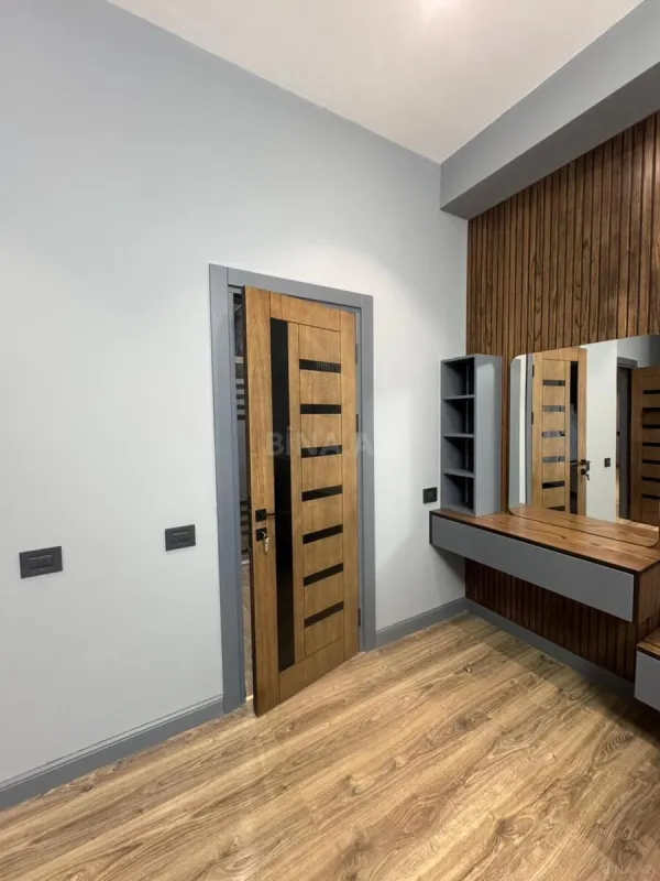 Kirayə verilir 3 otaqlı mənzil 135 m²