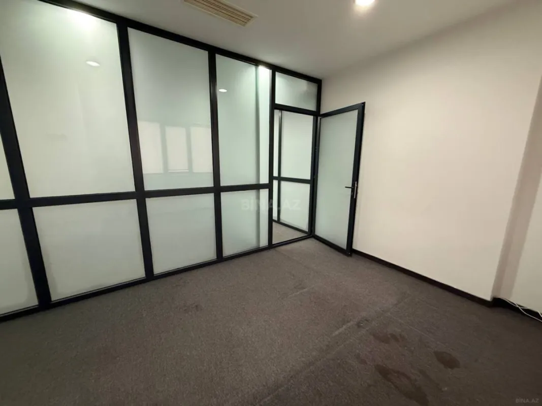 Kirayə verilir 5 otaqlı ofis 190 m²