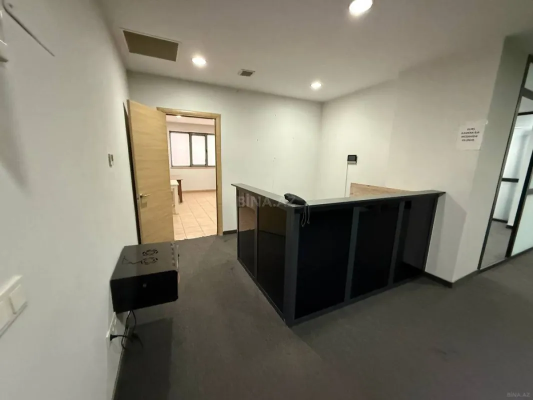 Kirayə verilir 5 otaqlı ofis 190 m²