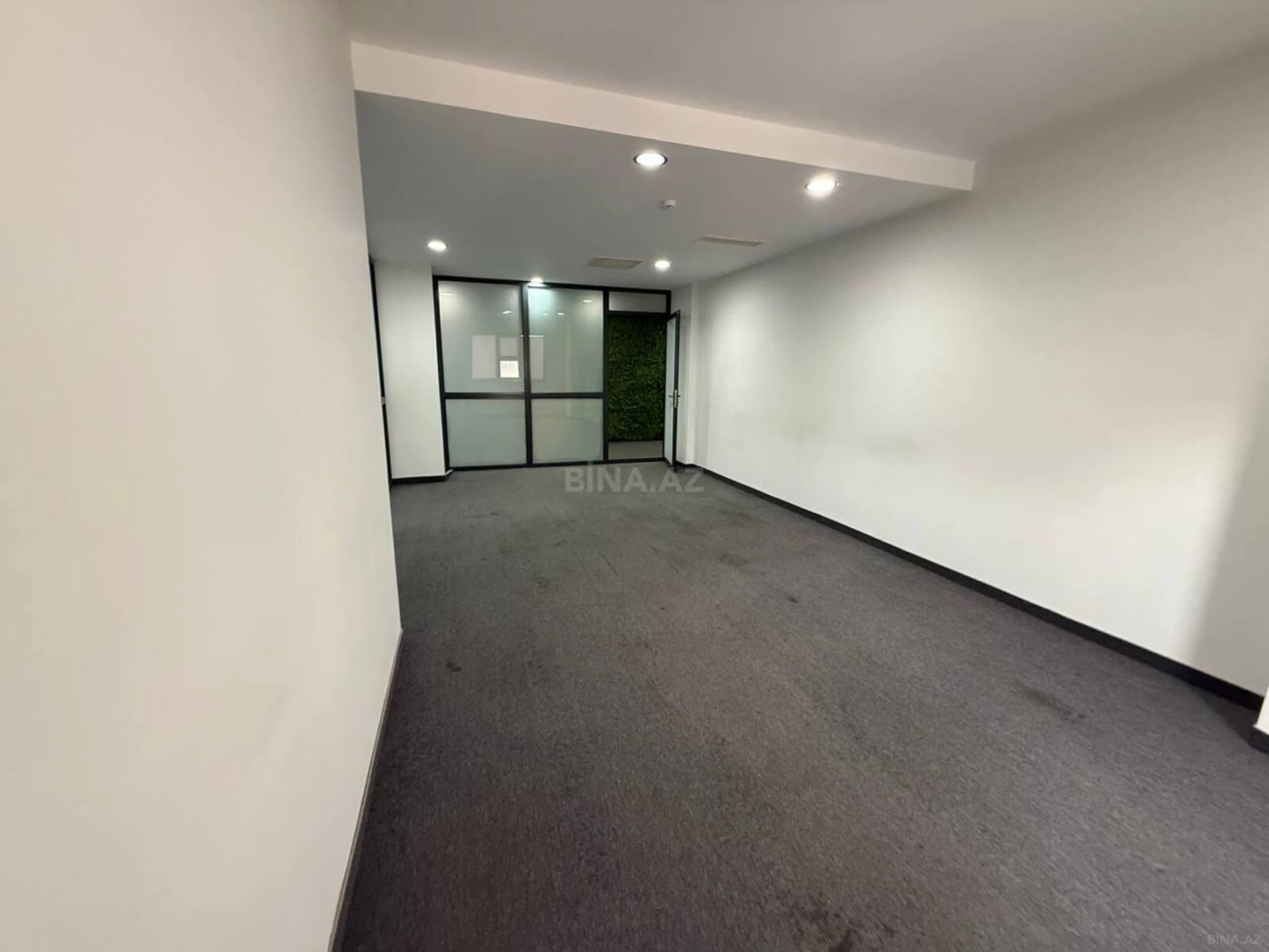 Kirayə verilir 5 otaqlı ofis 190 m²