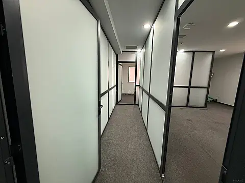 Kirayə verilir 5 otaqlı ofis 190 m²