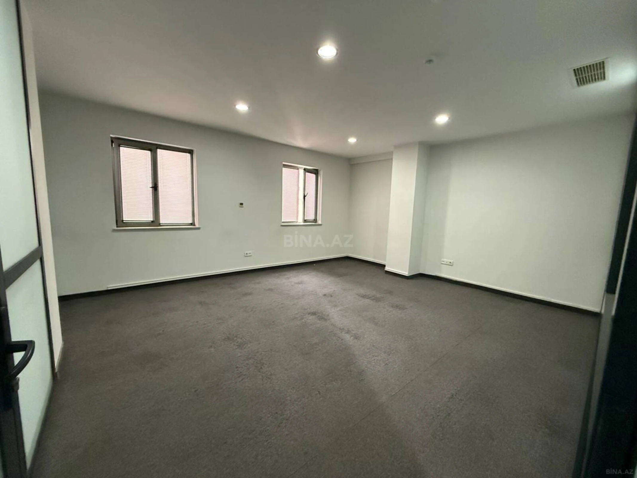Kirayə verilir 5 otaqlı ofis 190 m²