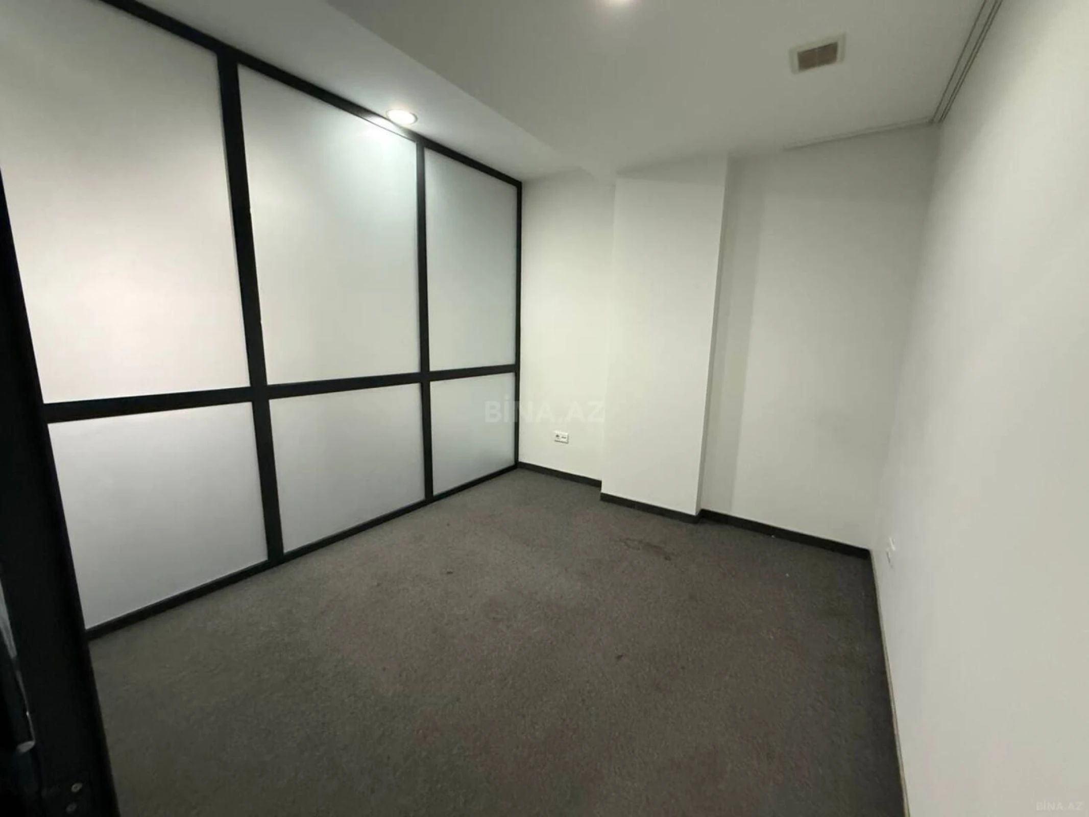 Kirayə verilir 5 otaqlı ofis 190 m²
