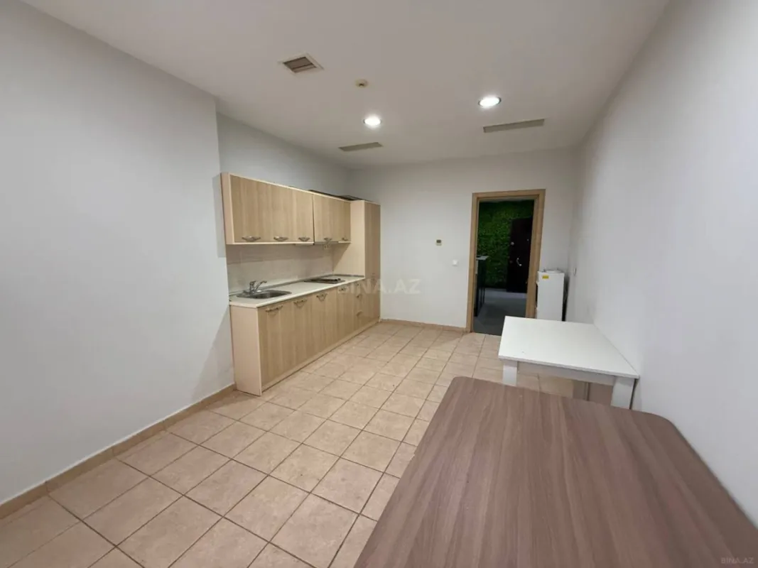 Kirayə verilir 5 otaqlı ofis 190 m²