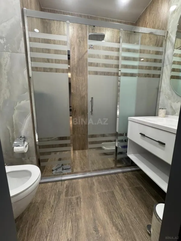 Kirayə verilir 3 otaqlı mənzil 150 m²