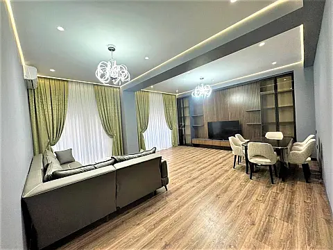 Kirayə verilir 3 otaqlı mənzil 150 m² — Bakı 3 otaq 150.00 m²