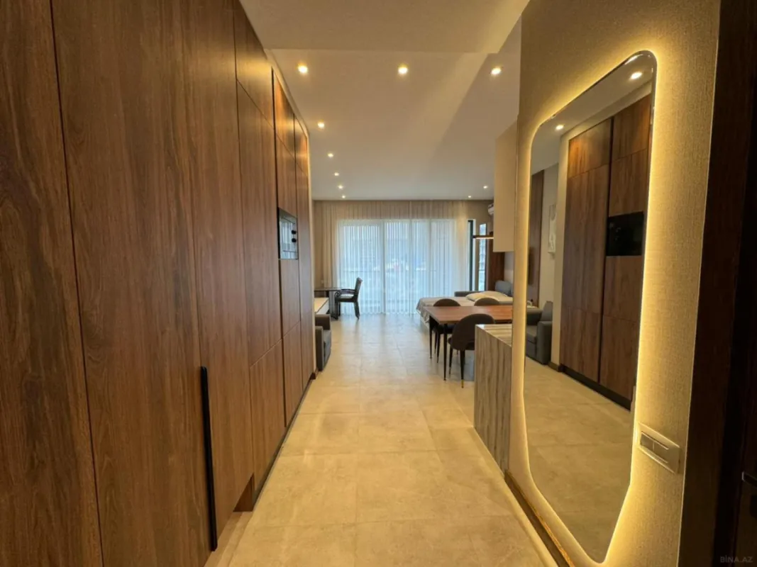 Satılır 1 otaqlı mənzil 57 m²