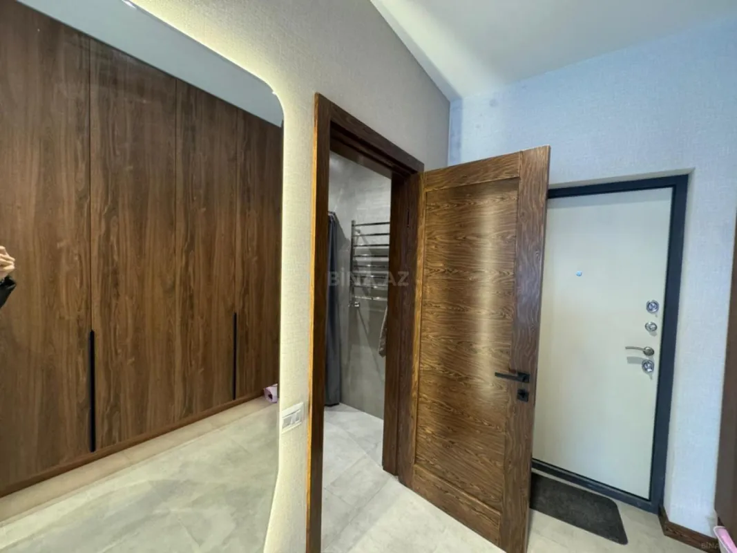 Satılır 1 otaqlı mənzil 57 m²