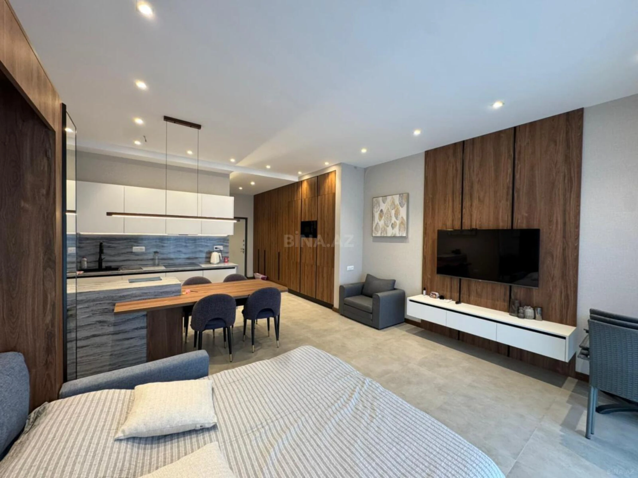 Satılır 1 otaqlı mənzil 57 m²