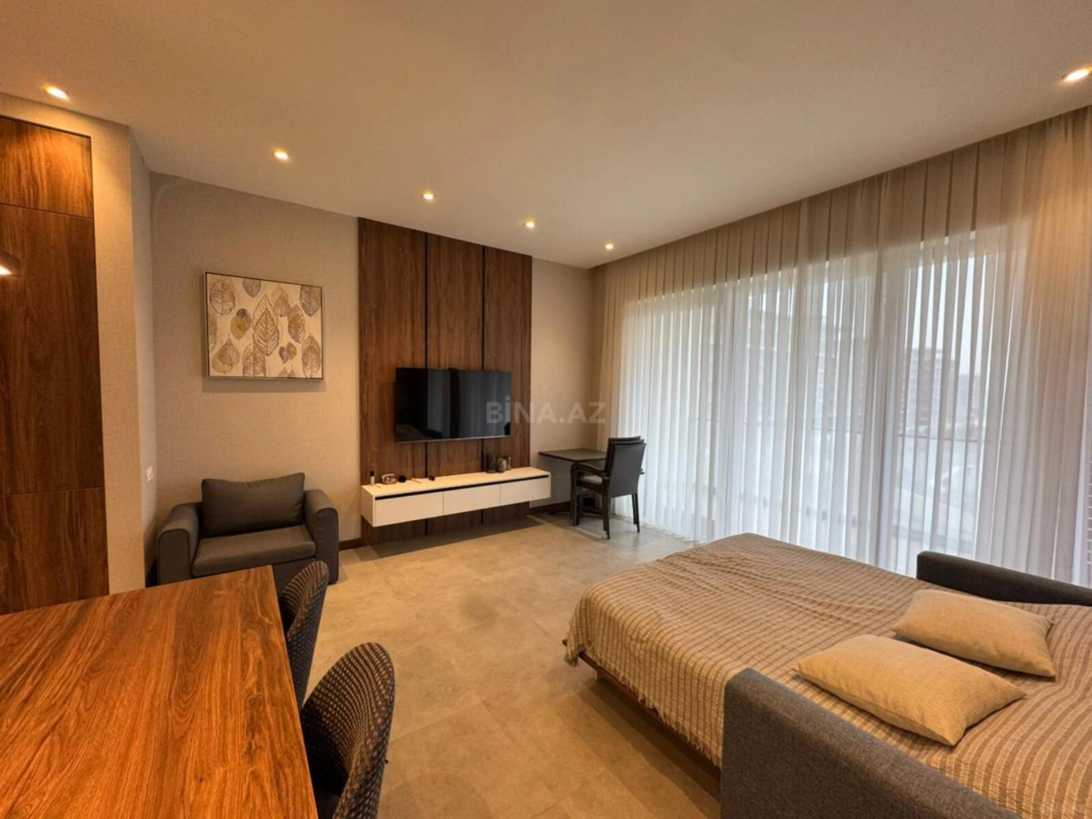 Satılır 1 otaqlı mənzil 57 m²