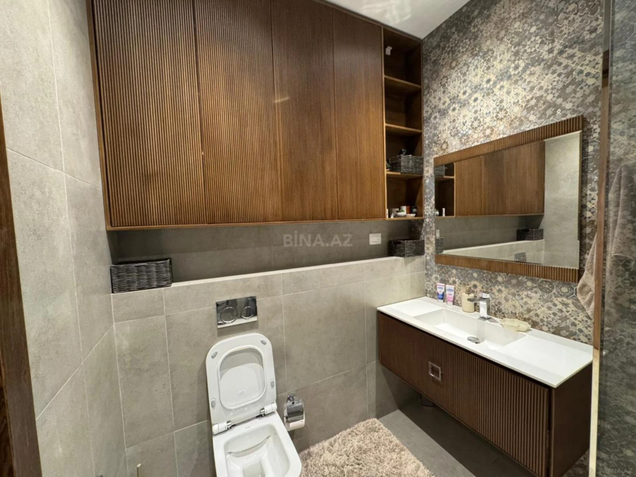 Satılır 1 otaqlı mənzil 57 m²