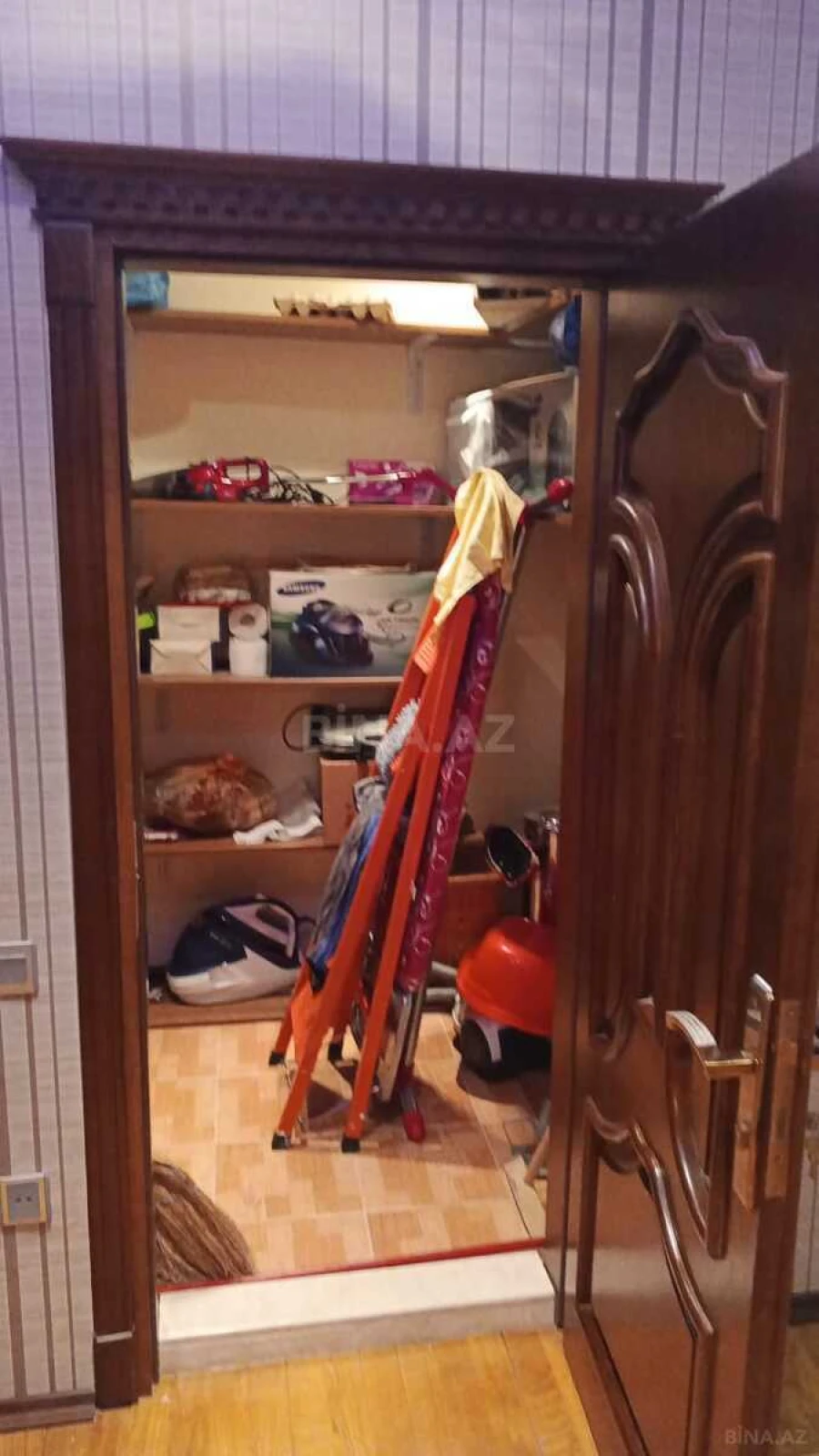 Satılır 4 otaqlı mənzil 170 m²