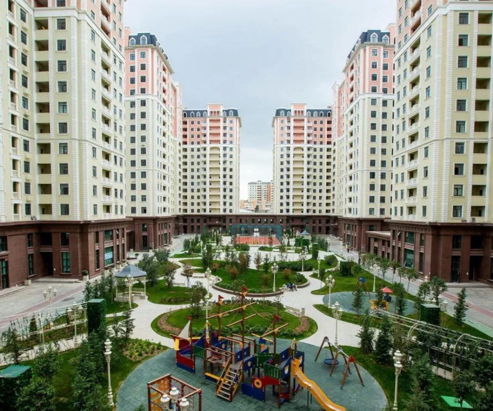 Satılır 2 otaqlı mənzil 68 m²