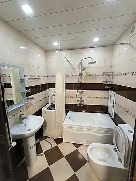Satılır 2 otaqlı mənzil 62 m²